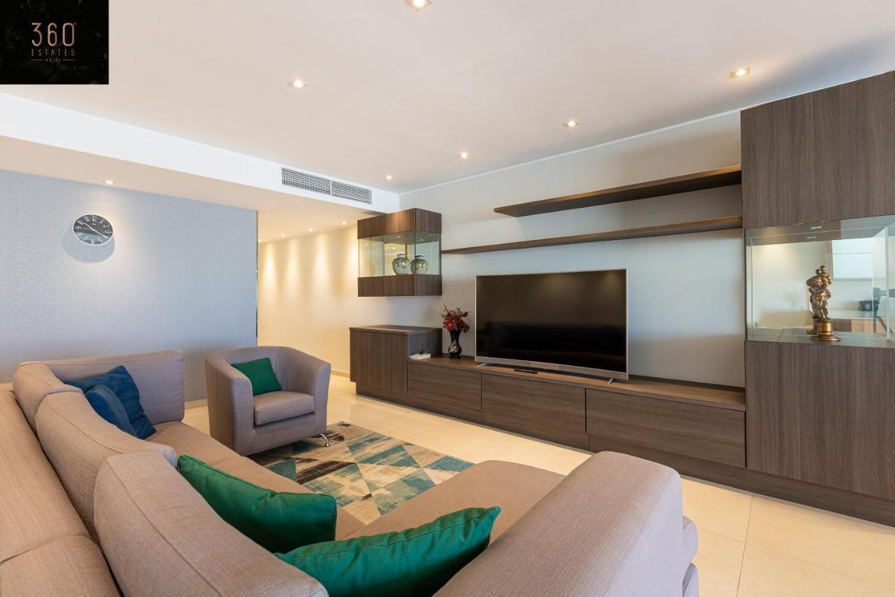 Seafront, Designer Apt With Private Terrace & Wifi By 360 Estates Pietà Zewnętrze zdjęcie