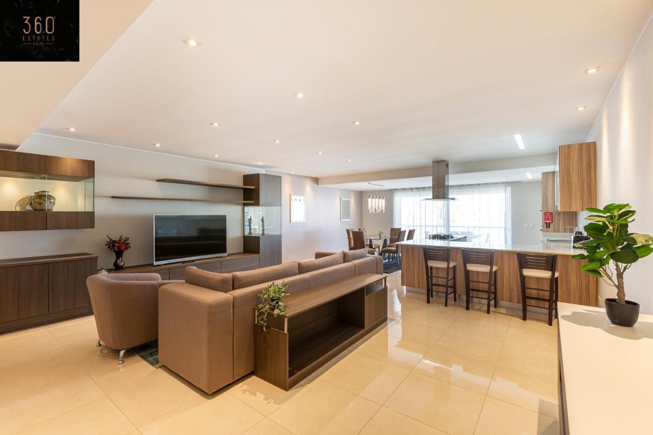 Seafront, Designer Apt With Private Terrace & Wifi By 360 Estates Pietà Zewnętrze zdjęcie