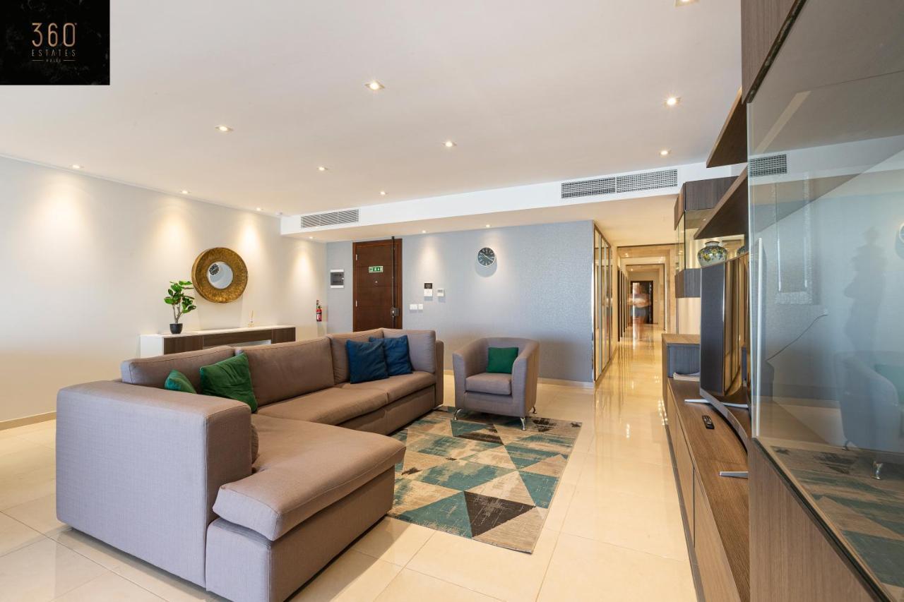 Apartament Seafront, Designer Apt With Private Terrace & Wifi By 360 Estates Pietà Zewnętrze zdjęcie